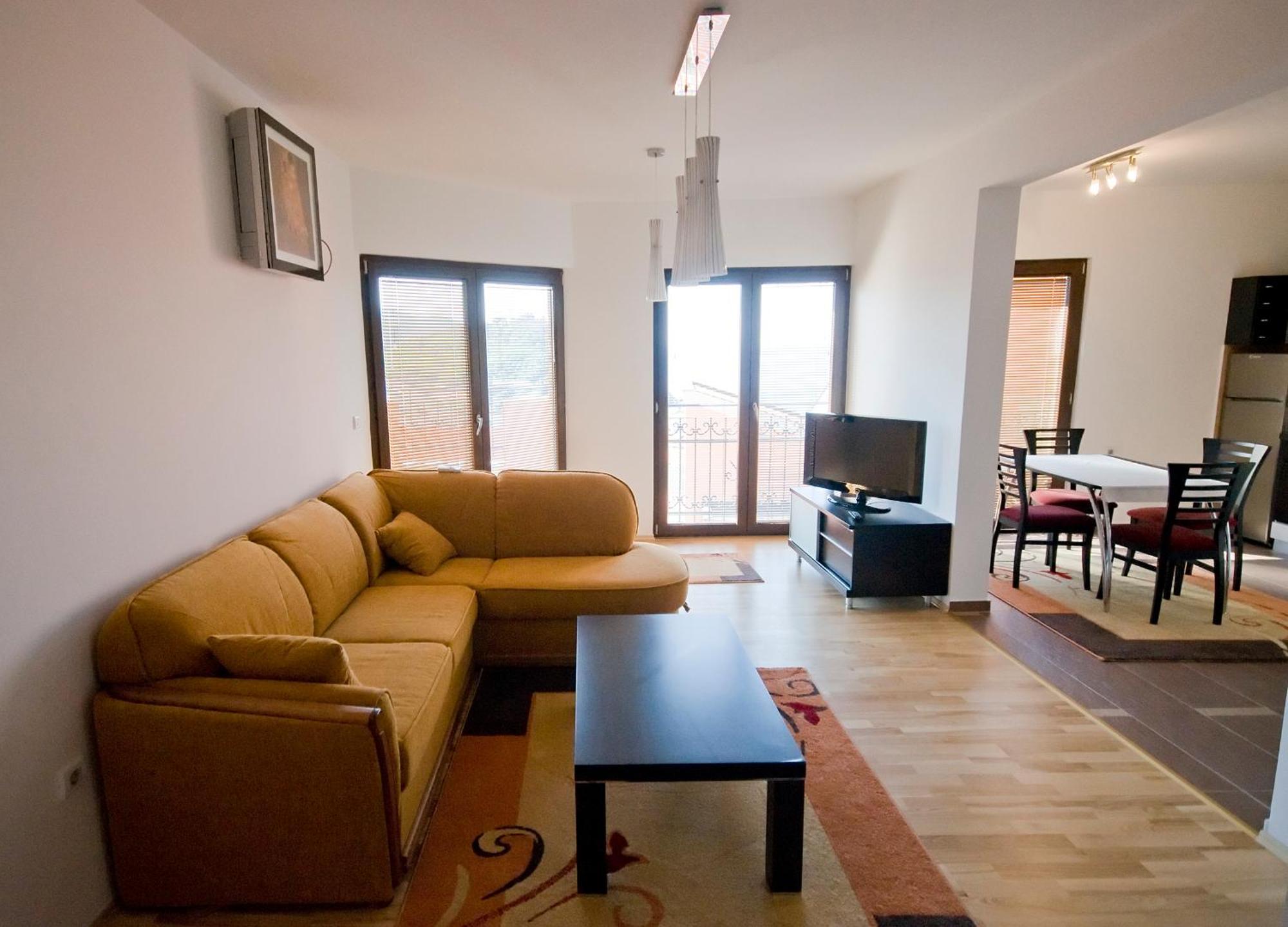Apartments Ivan Petrovac na moru Zimmer foto